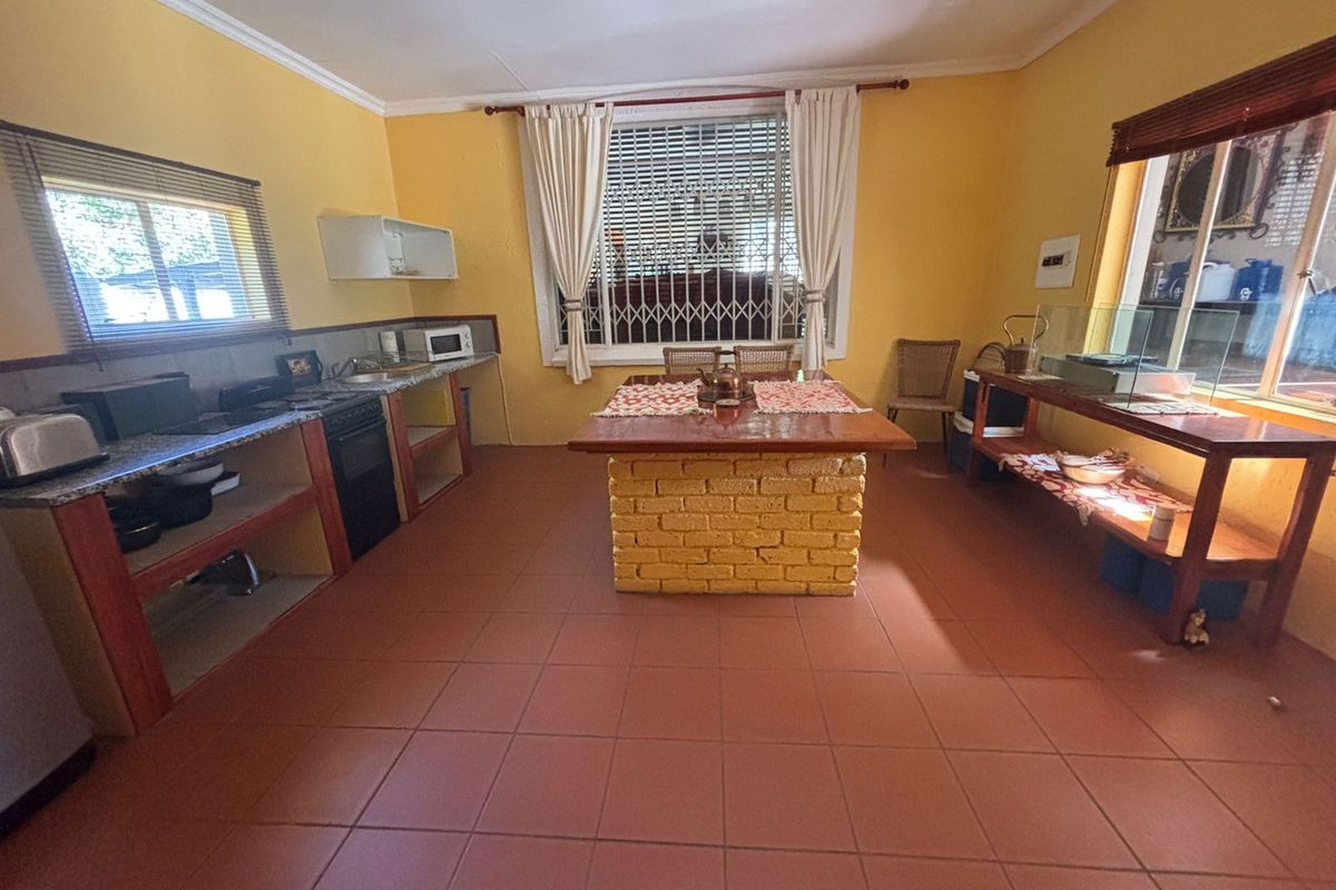 House For Sale in Wilro Park - Photo 3