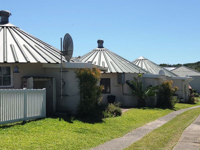 House For Sale in Cintsa West - Photo 6