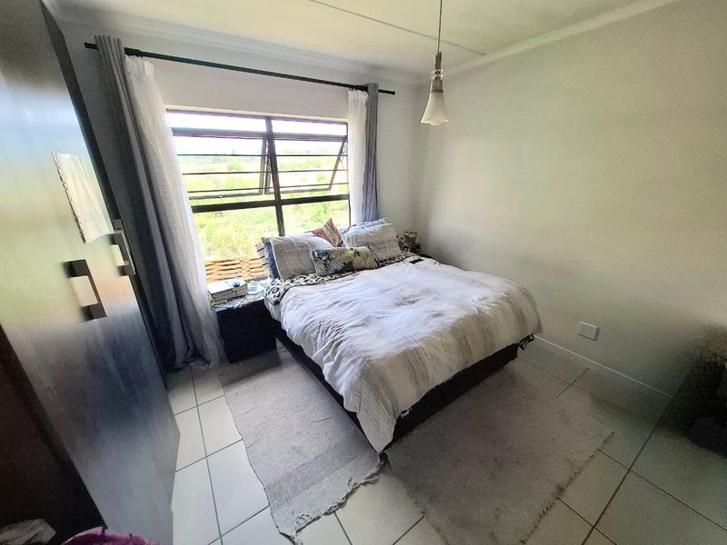 Apartment For Sale in Olivedale - Photo 6