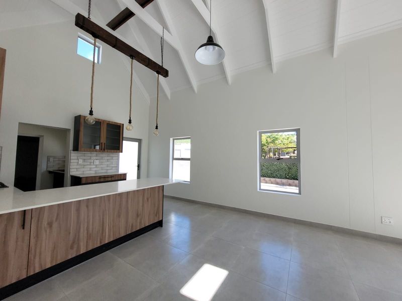 House For Sale in Saldanha Heights - Photo 8