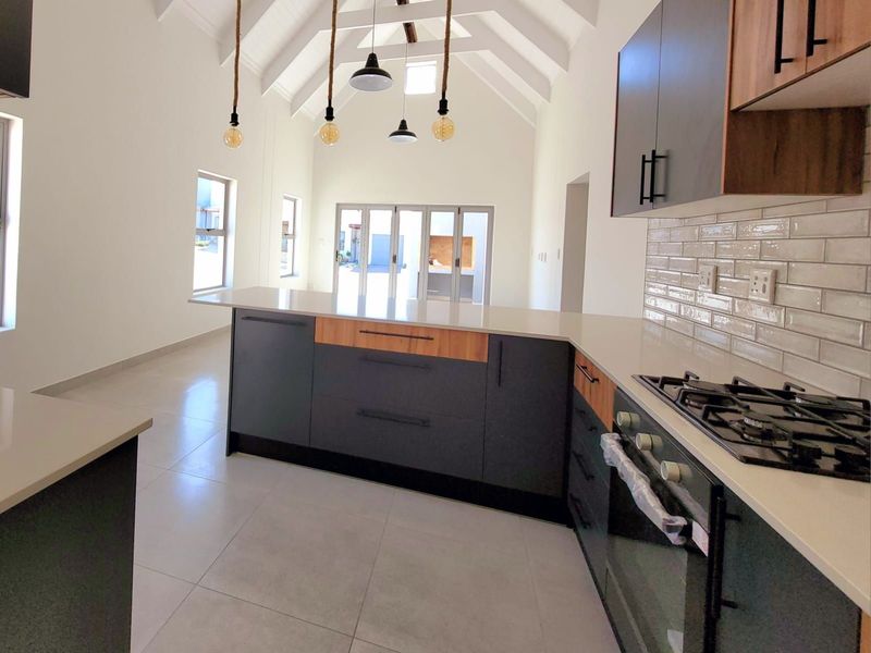 House For Sale in Saldanha Heights - Photo 3