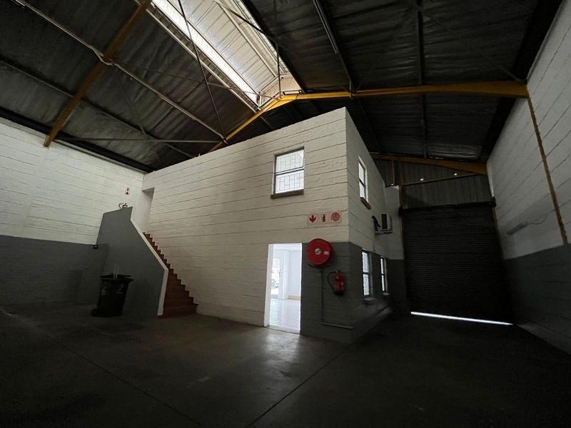 Industrial To Rent in Silvertondale - Photo 5