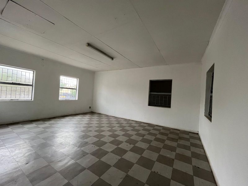 Industrial To Rent in Silvertondale - Photo 10