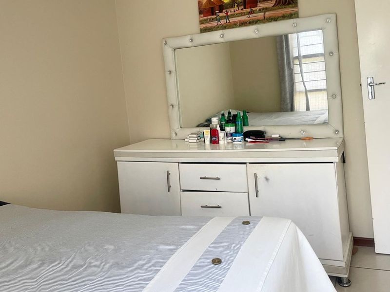 Apartment For Sale in Silver Lakes - Photo 9