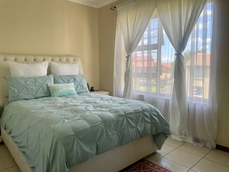 Apartment For Sale in Silver Lakes - Photo 7