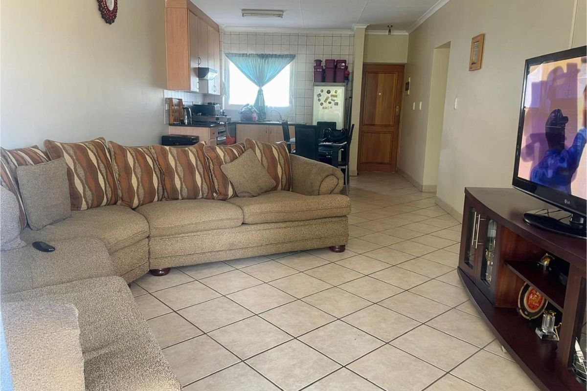 Apartment For Sale in Silver Lakes - Photo 3