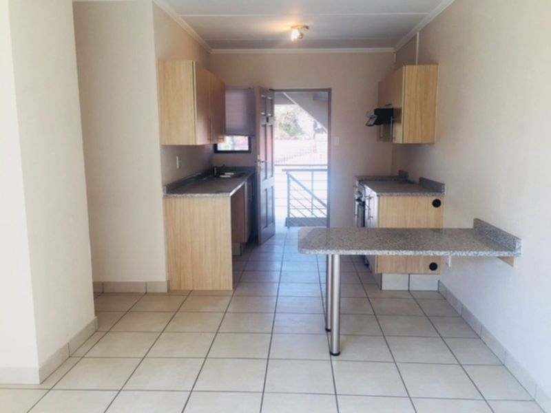 Apartment For Sale in Beverley - Photo 3