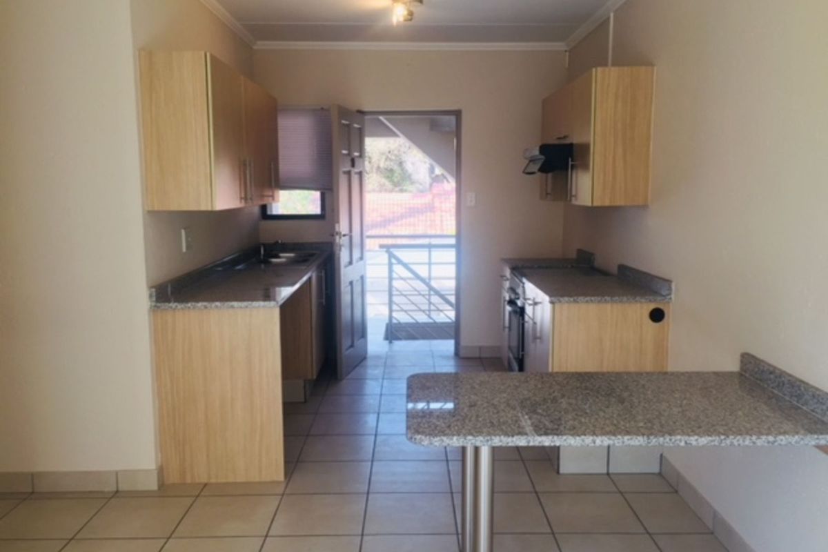 Apartment For Sale in Beverley - Photo 2