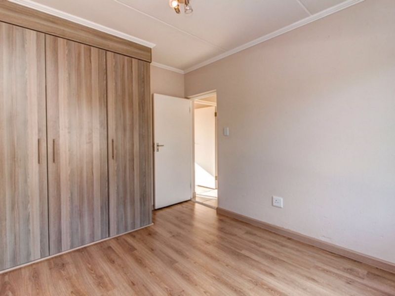 Apartment For Sale in Beverley - Photo 4