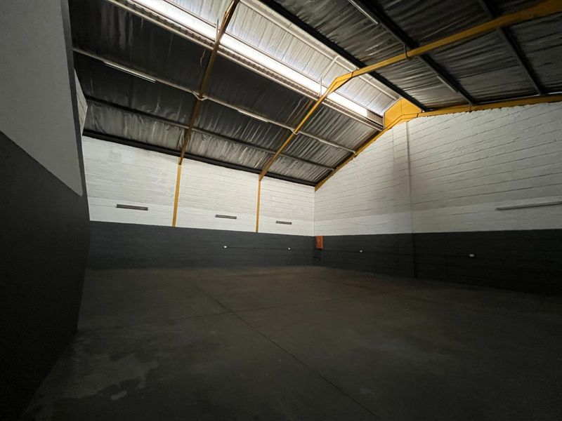 Industrial To Rent in Silvertondale - Photo 6