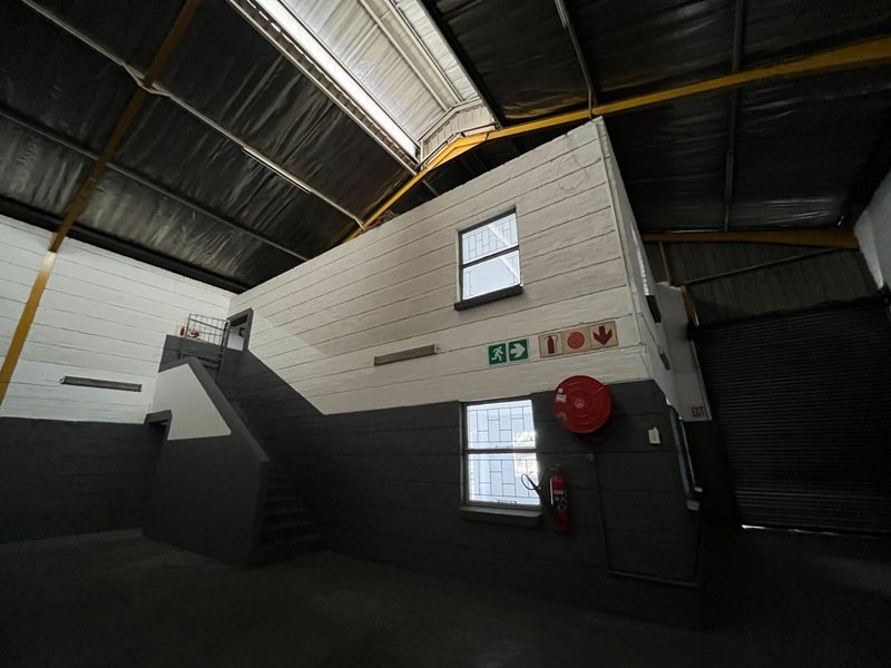 Industrial To Rent in Silvertondale - Photo 9