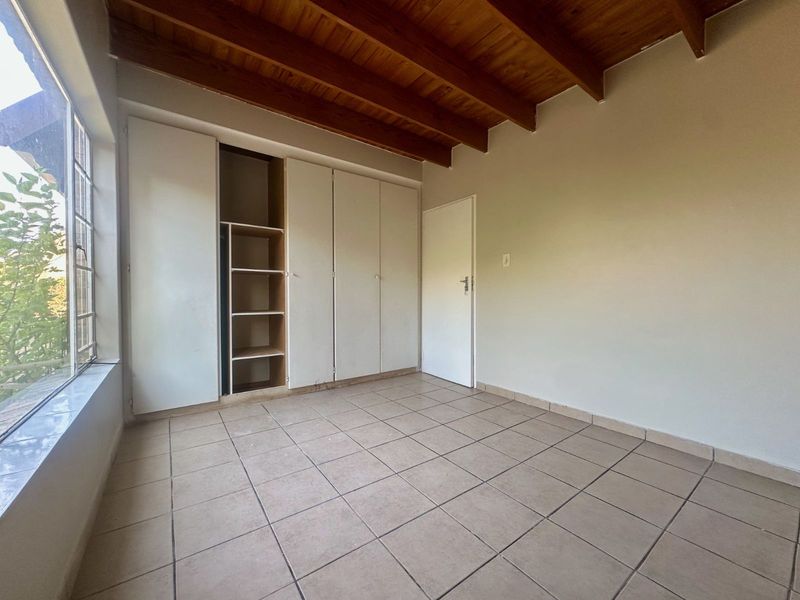 Townhouse For Sale in Noordwyk - Photo 10