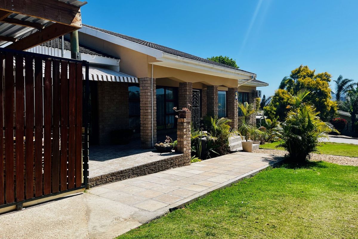 House For Sale in Strelitzia Park - Photo 4