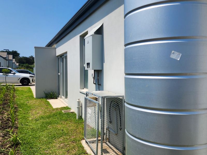 House For Sale in Sheffield Manor - Photo 4