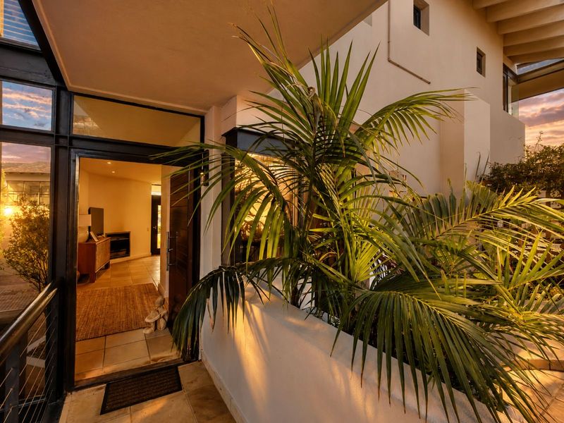 Apartment For Sale in Oubaai - Photo 1