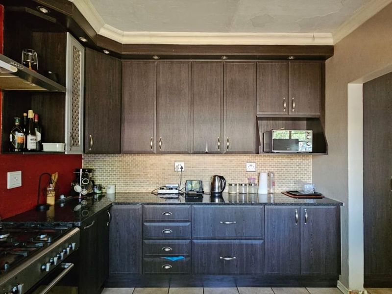 House For Sale in Lydenburg Central - Photo 7