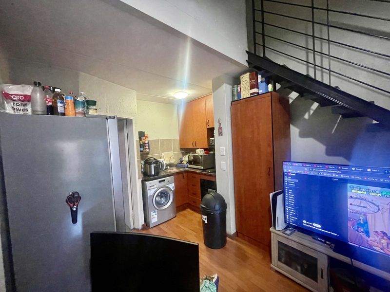 Townhouse For Sale in Amberfield - Photo 4