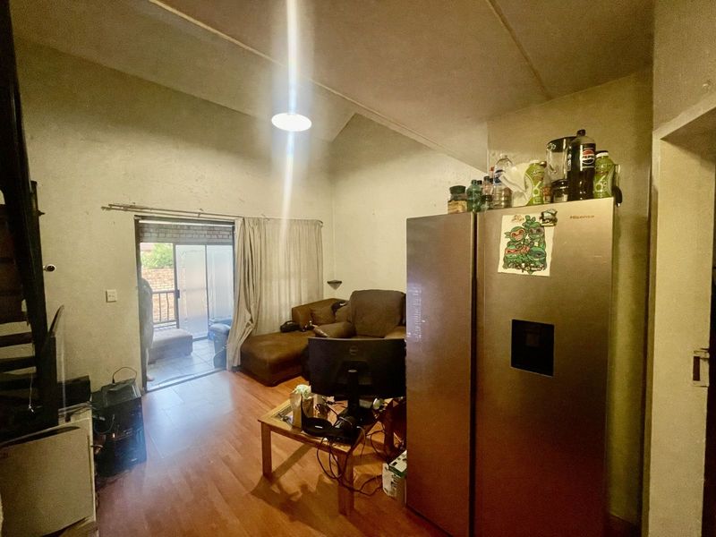 Townhouse For Sale in Amberfield - Photo 6
