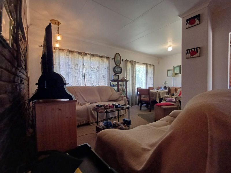 House For Sale in Meiringspark Ext 4 - Photo 4