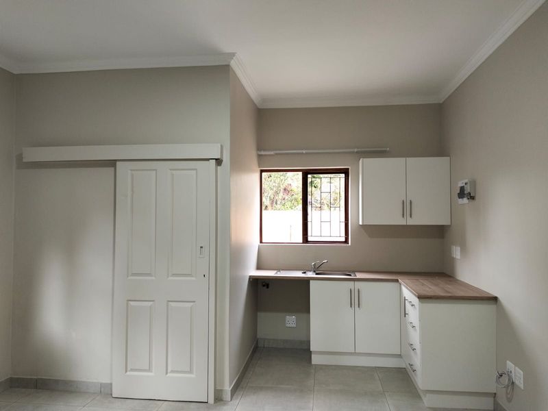 Apartment To Rent in George South - Photo 1