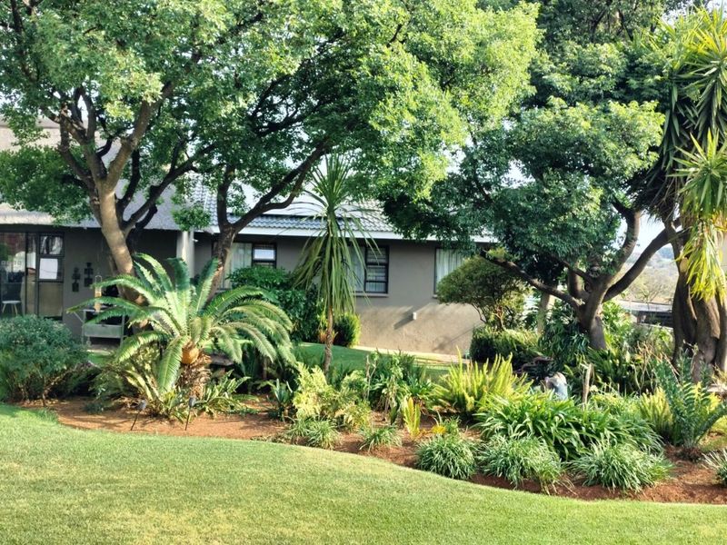 House For Sale in Noordheuwel - Photo 2