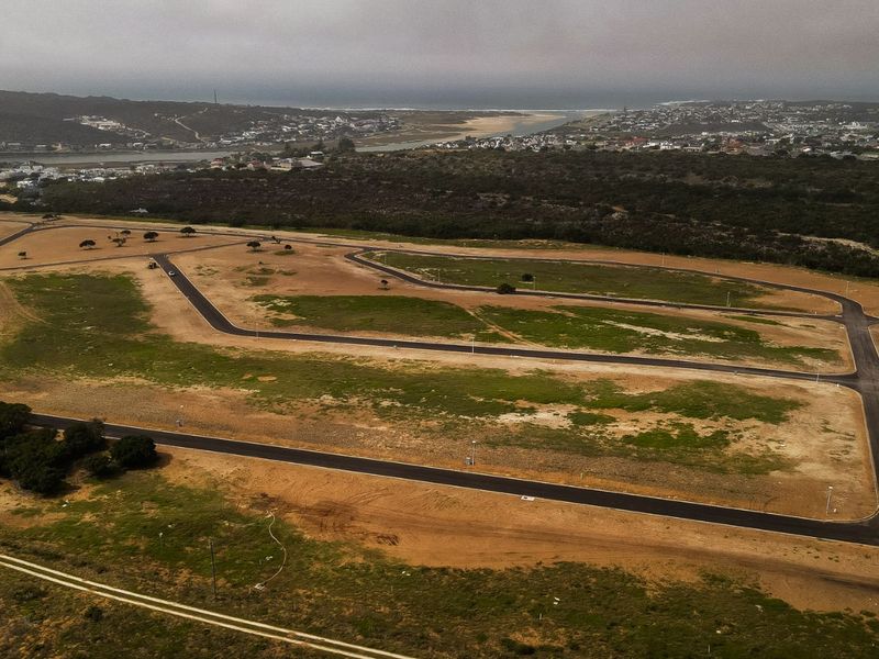 House For Sale in Stilbaai Wes - Photo 2