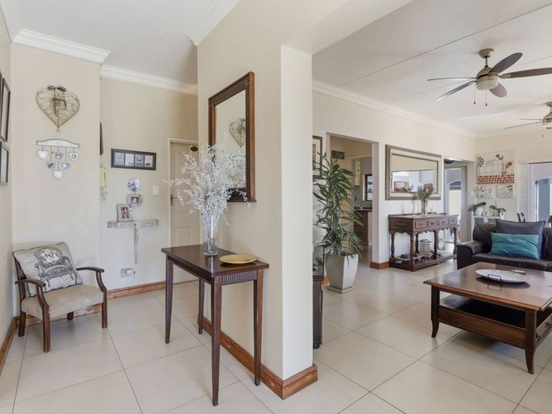 House For Sale in Wetton - Photo 3