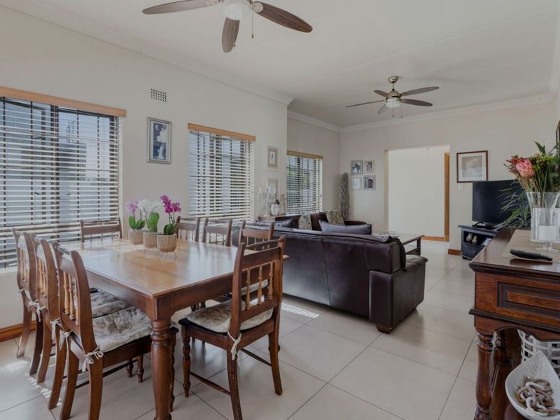 House For Sale in Wetton - Photo 7