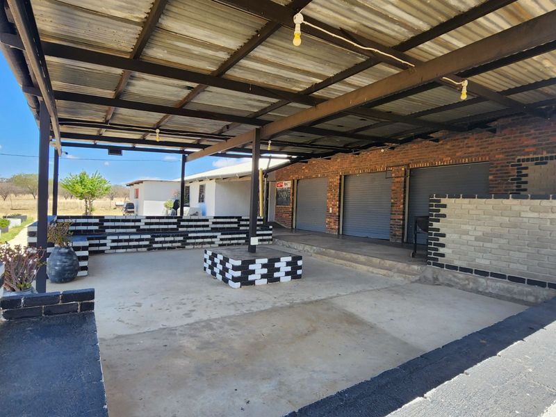 Farm For Sale in Roodepoort AH - Photo 3