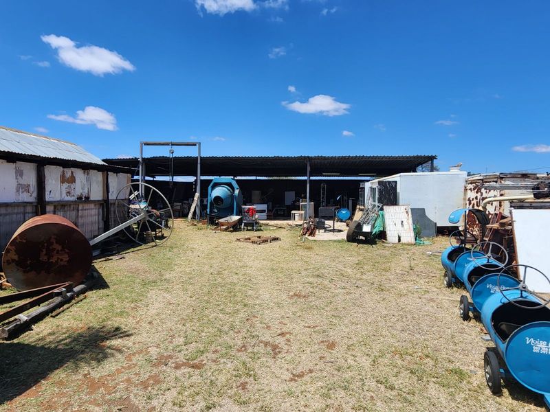 Farm For Sale in Roodepoort AH - Photo 7