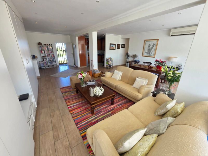 Apartment For Sale in Memorial Road Area - Photo 2