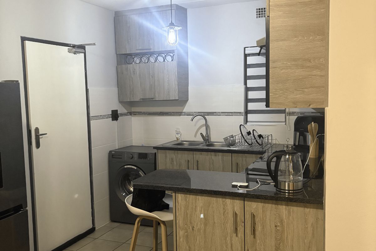 Apartment For Sale in Montana - Photo 3