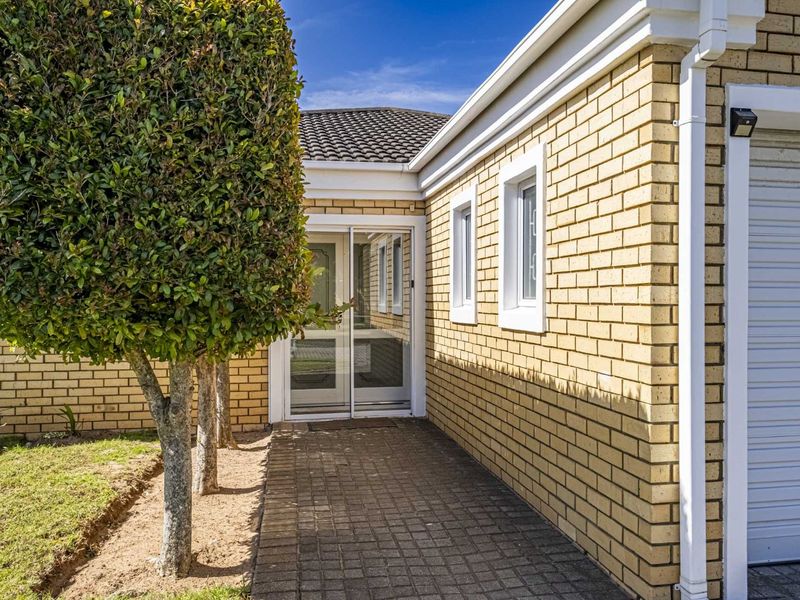House For Sale in Walmer Heights - Photo 7