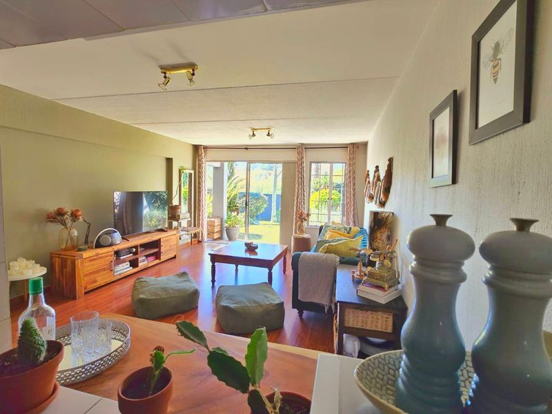 Apartment For Sale in Northwold - Photo 7