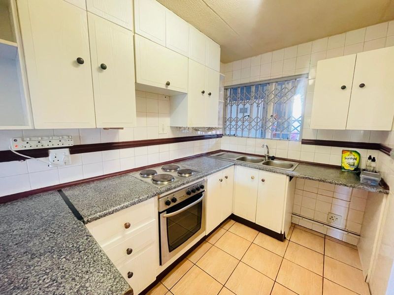 Apartment For Sale in Northwold - Photo 5