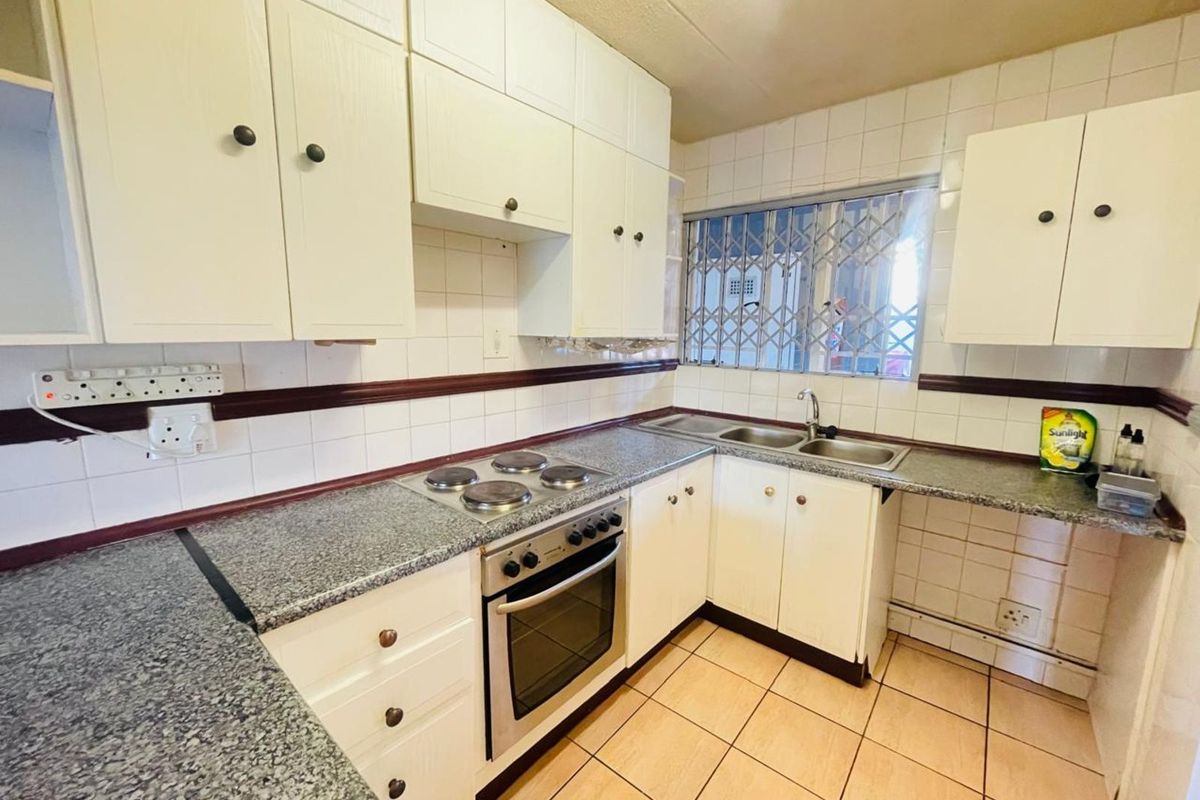 Apartment For Sale in Northwold - Photo 5