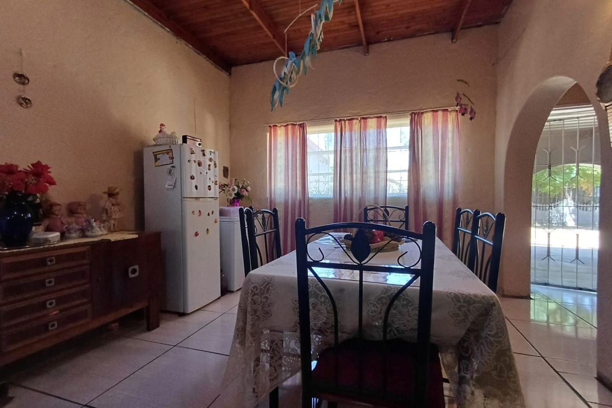 Apartment For Sale in Declercqville - Photo 4