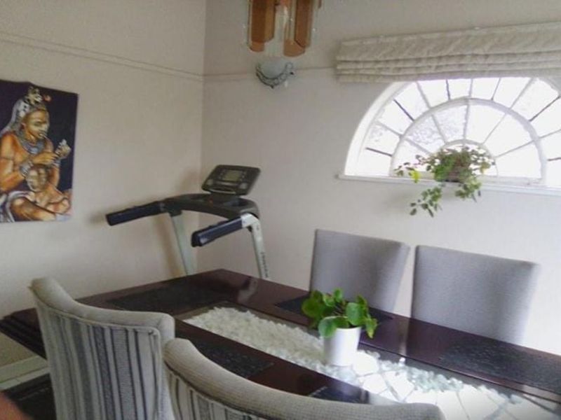 House For Sale in Bezuidenhout Valley - Photo 3