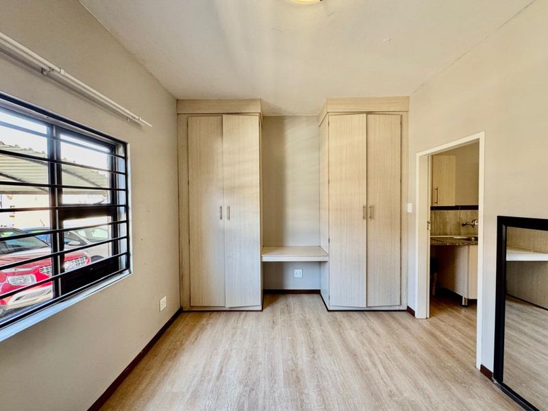 Apartment To Rent in Trichardt - Photo 6