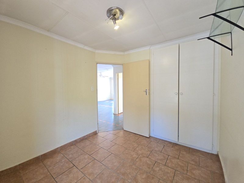 Apartment For Sale in Moreleta Park - Photo 7