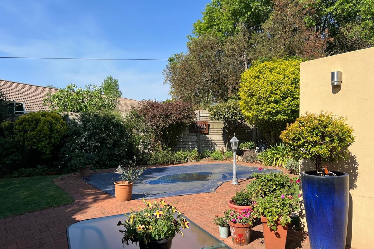 House For Sale in Volksrust Central - Photo 5