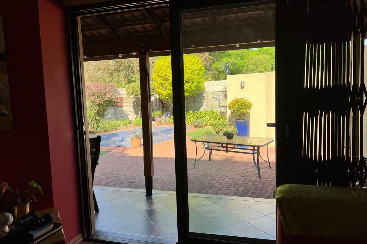 House For Sale in Volksrust Central - Photo 2