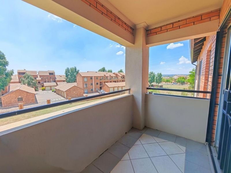 Apartment For Sale in Eco Park Estate - Photo 8