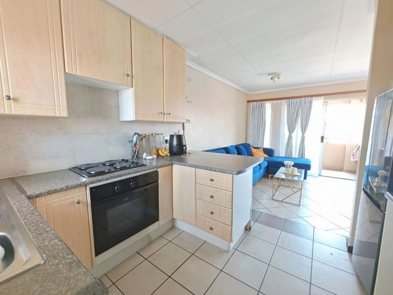 Apartment For Sale in Eco Park Estate - Photo 6