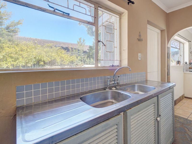 House For Sale in Broadwood - Photo 10