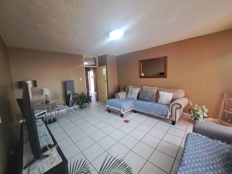 Apartment For Sale in Arcadia - Photo 9