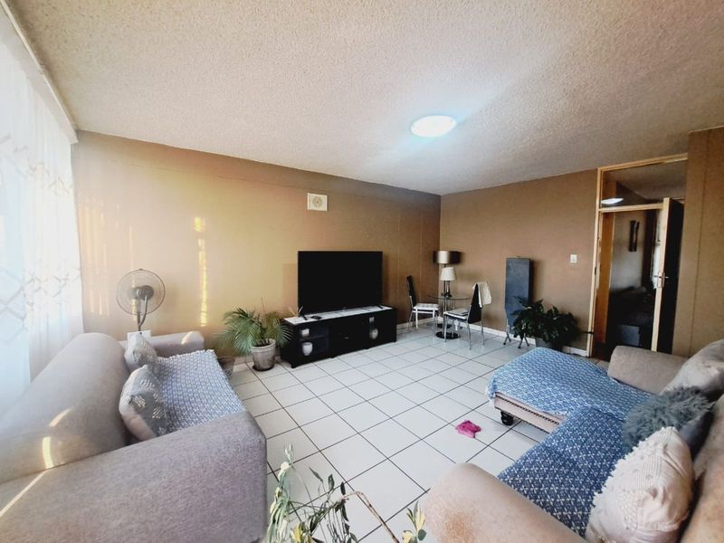 Apartment For Sale in Arcadia - Photo 6