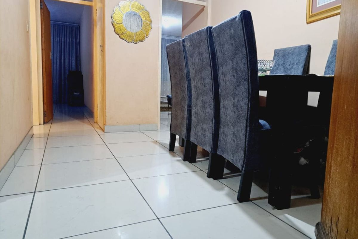 Apartment For Sale in Arcadia - Photo 2