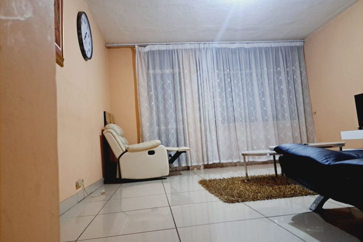 Apartment For Sale in Arcadia - Photo 5