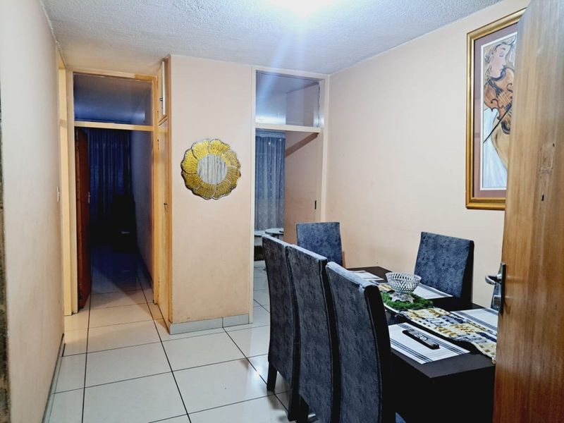 Apartment For Sale in Arcadia - Photo 3